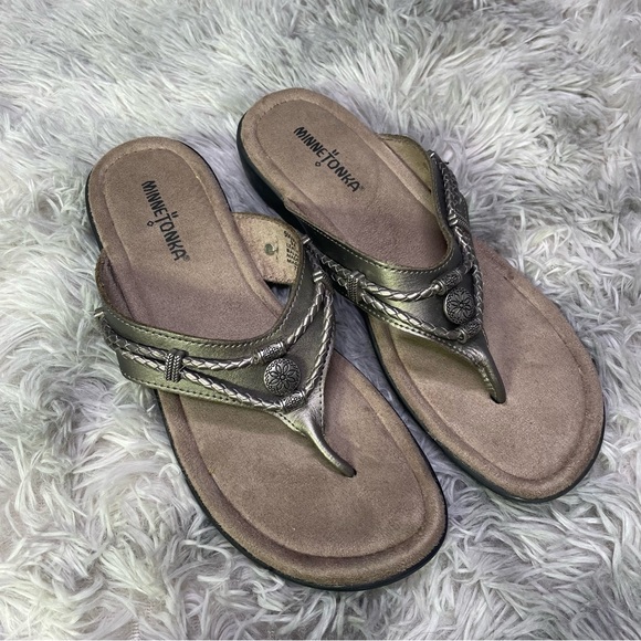 Minnetonka Shoes - Minnetonka Silverbay Gray Pewter Leather Sandals 5909041 Women Size 9